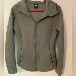 New Balance Women’s Heat Loft Jacket Green size Small